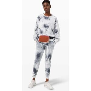 lululemon pullover 8